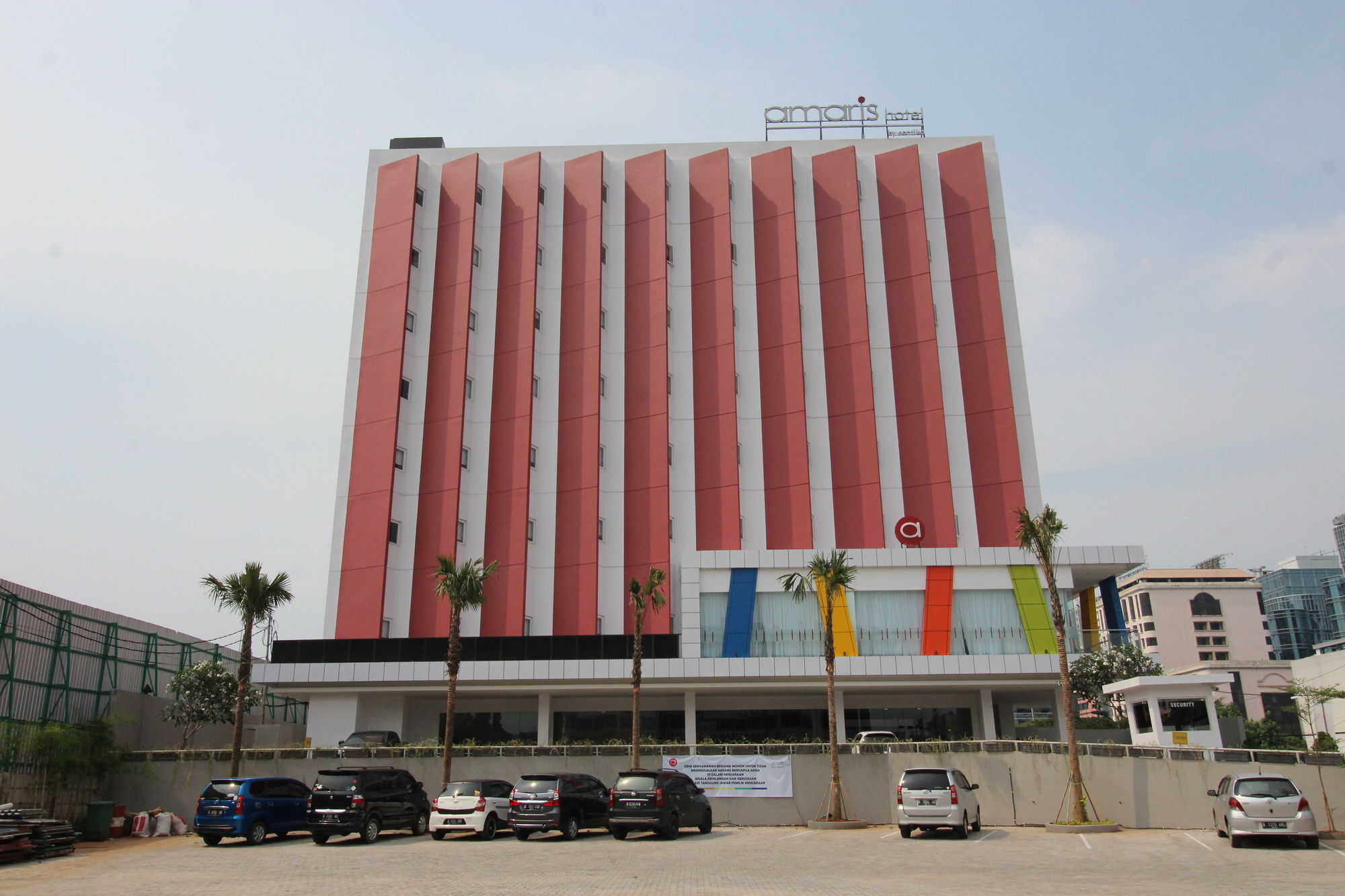 Townhouse Oak Jp Hotel Jakarta Exterior photo